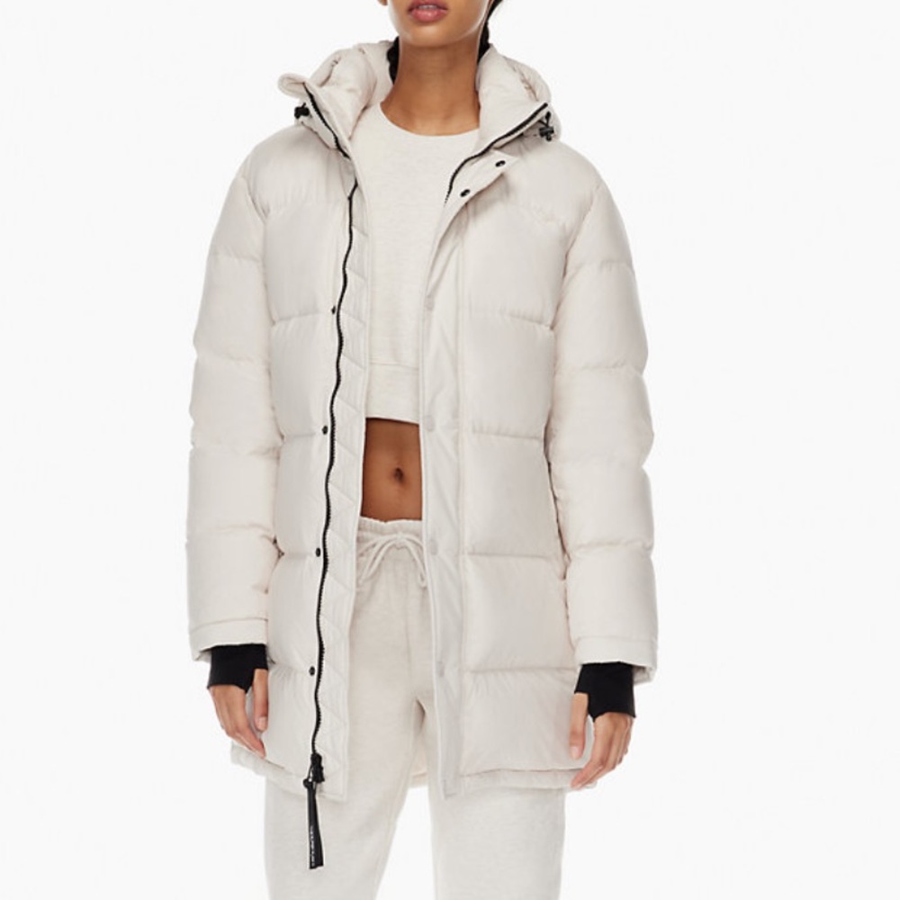 Aritzia Super Puff Mid Length Matte Pearl